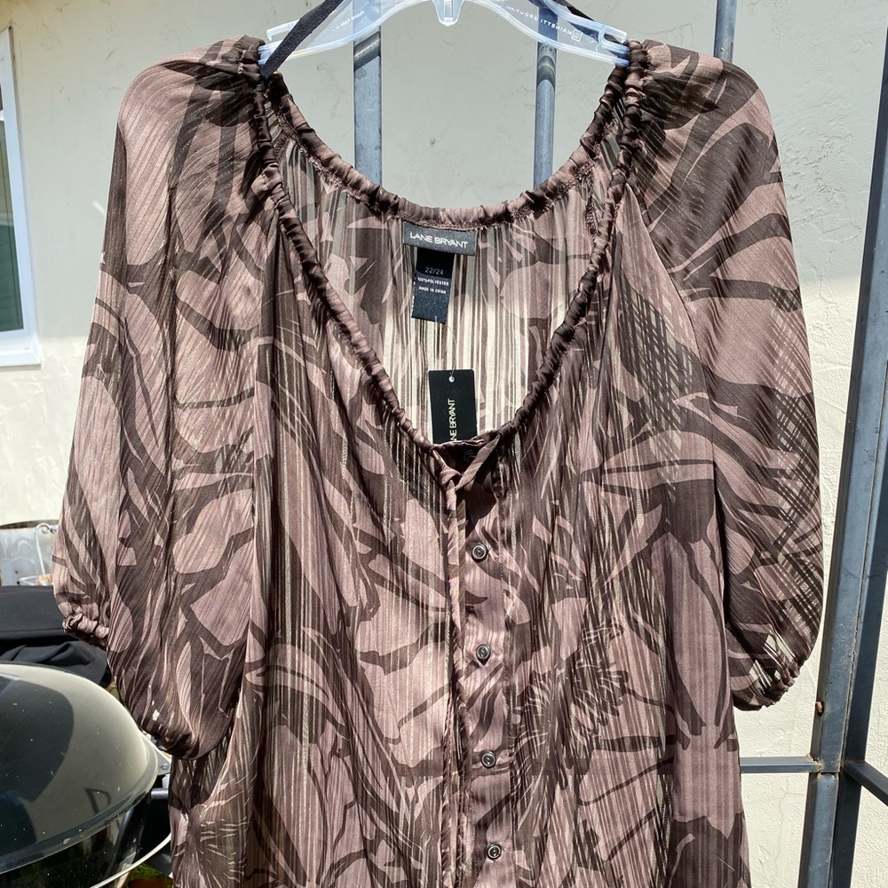 22/24 Brown Floral Sheer Button up NWT